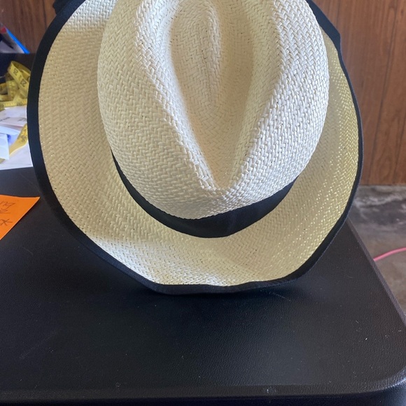 Banana Republic White Straw Hat with Black Trim - Picture 1 of 2